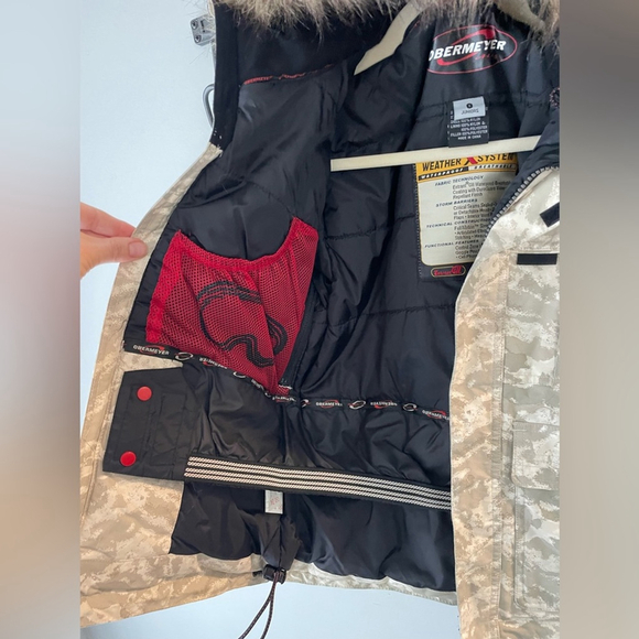 Obermeyer, juniors 8, possibly women’s XS, hooded snowboard outdoor coat camo - Picture 5 of 8